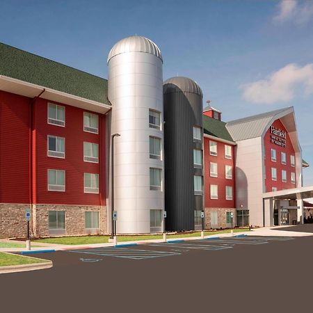 Fairfield Inn & Suites By Marriott Fair Oaks Farms Exterior photo